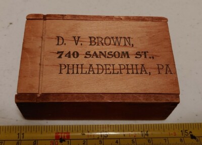 Vintage D. V. Brown Philadelphia PA Eye Dr? Advertising Dovetail Wood Slide Box