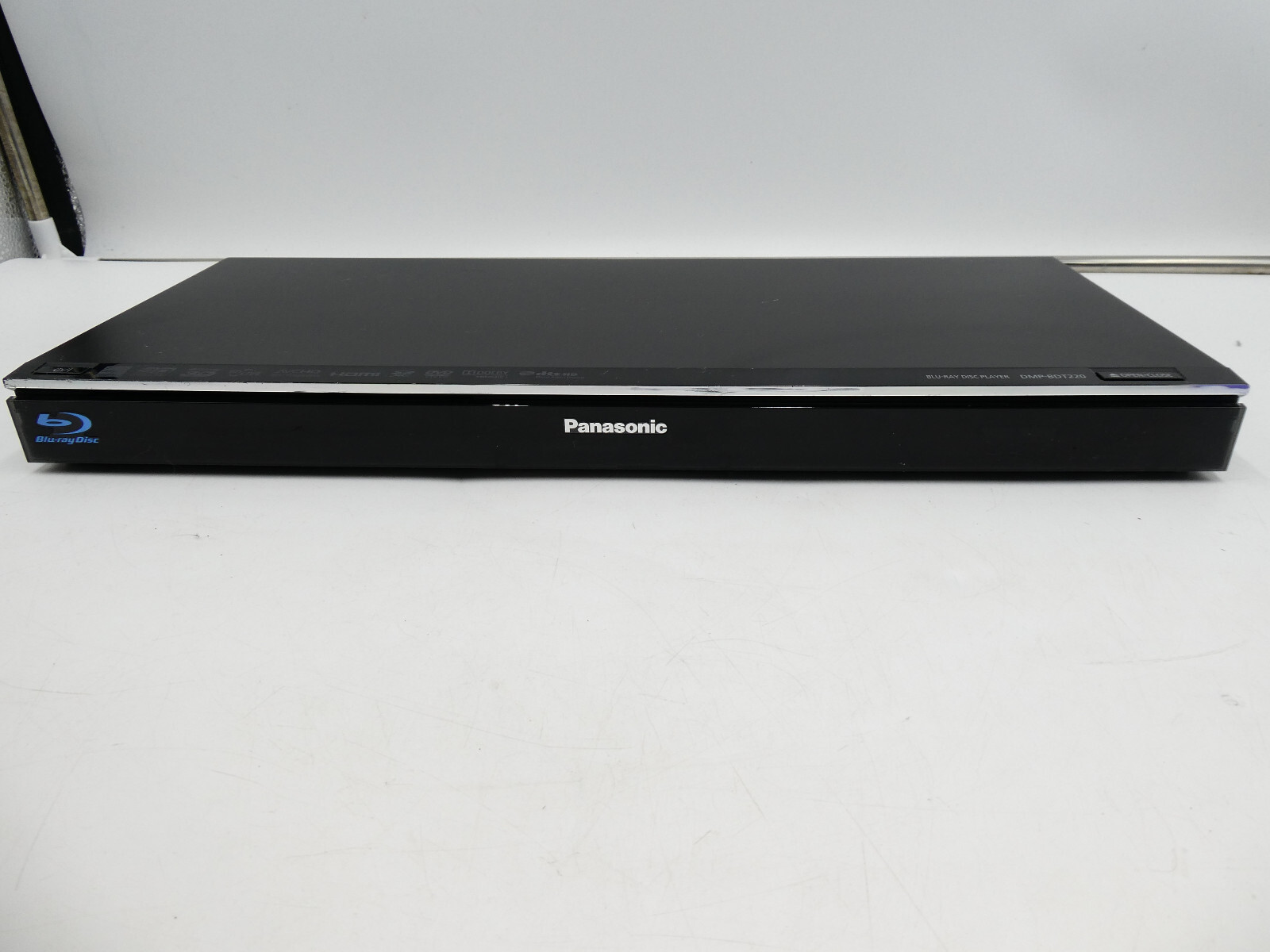 🍀 NEW DEMO! Panasonic DMPBDT220 WiFi 3D Smart BluRay DVD CD Disc