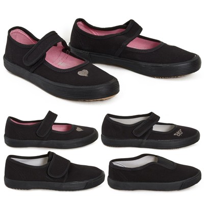 girls black pe pumps