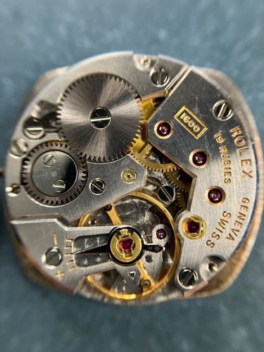 Original Rolex Cellini esfera plateada y cal. Movimiento 1600 funcionando - Imagen 3 de 4