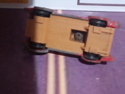 Corgi #134 The Flintstone's - Barney's Buggy  - Picture 2 of 5