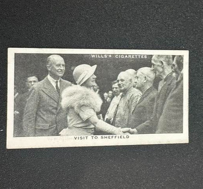 1937 Wills's Cigarettes Our King And Queen #36  NM VISIT TO SHEFFIELD  (A)