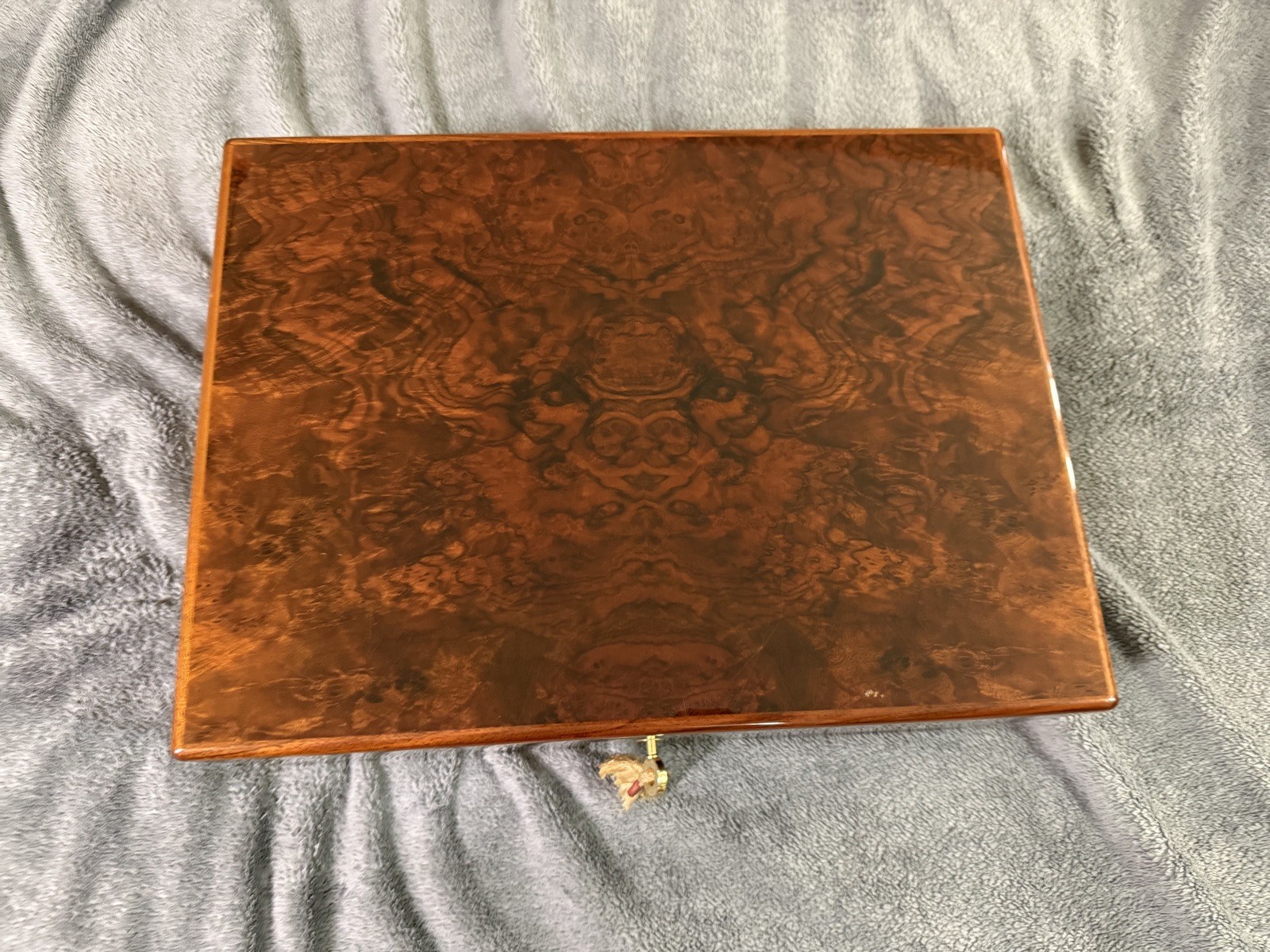 Elie Bleu Walnut Burl 200 Cigar Humidor - Beautiful vintage Box - Preowned 