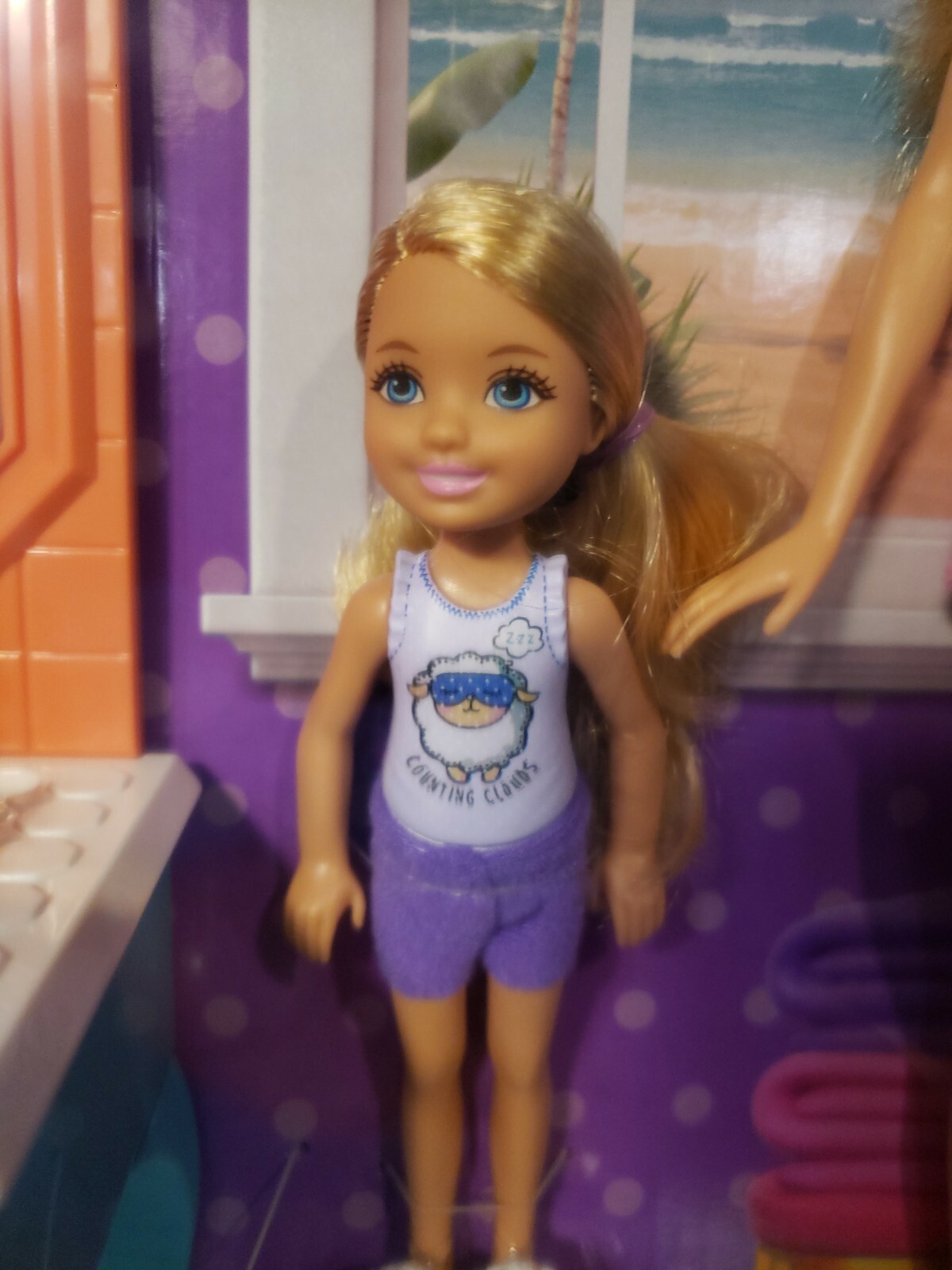 barbie games chelsea goes to the bathroom