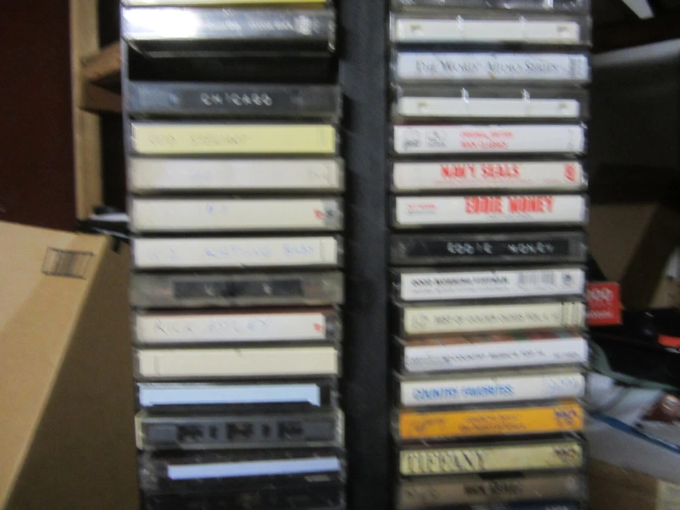 LOT of 90 VINTAGE (some  original)some recorded  tapes some rock,and much more!  Foto 3 de 4