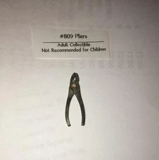 MINIATURE DOLLHOUSE 1:12 SCALE  SILVER PLIERS - SIR THOMAS THUMB - 809.1