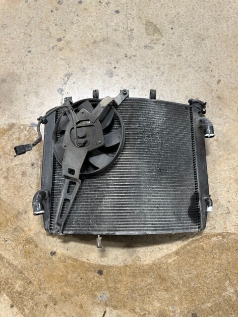 06-12 KAWASAKI ZX-14 RADIATOR WITH FAN NO LEAKS-USED | eBay