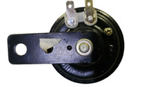 Small motorcycle or moped horn. It works. Video