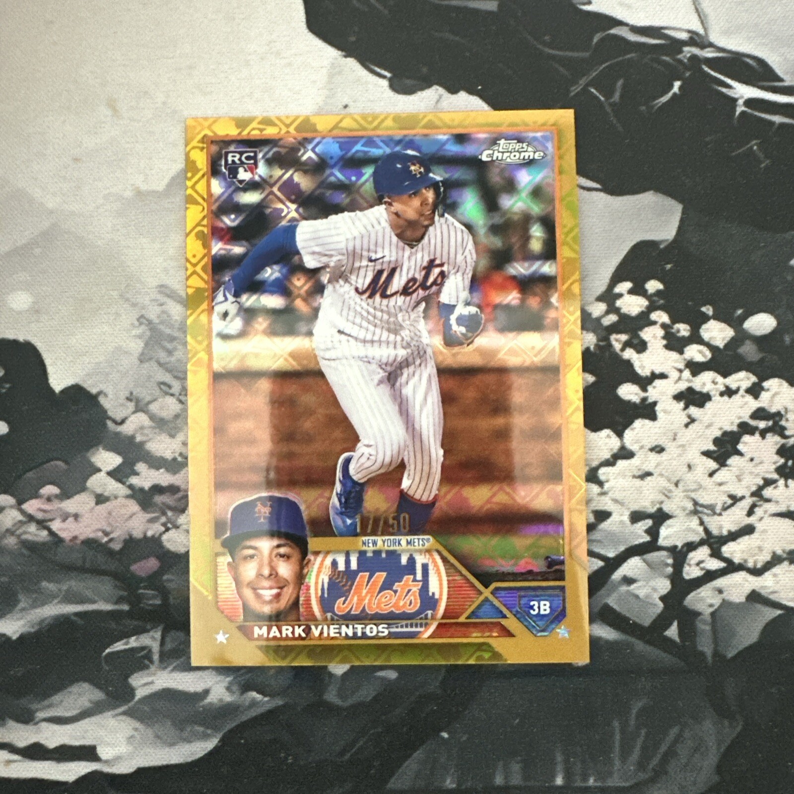 2023 Topps Chrome Logofractor #8 Mark Vientos Rookie Gold /50 Mets