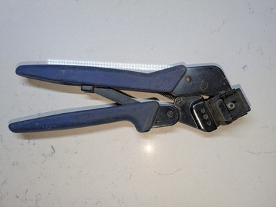 Tyco Electronics AMP H0645 Hand Crimper