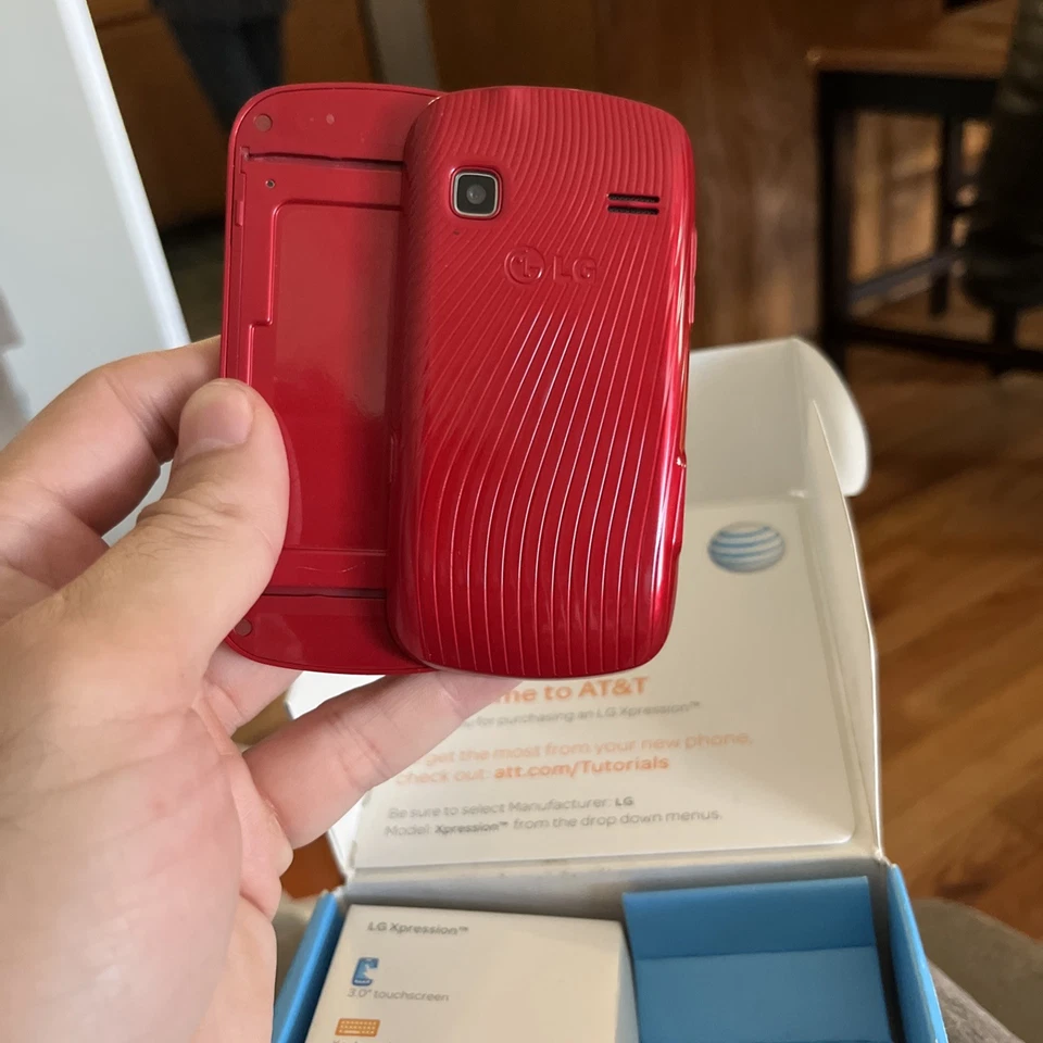 LG Xpression 50mb Red LG-C395 (AT&T) Cell Phone Keypad - Image 4 of 4