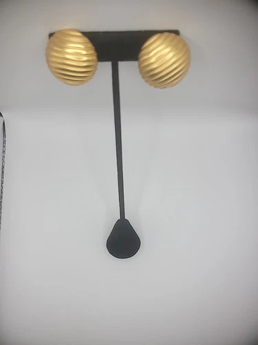 Vintage Monet Gold Tone Round Pierced Earrings Womens Jewelry Costume