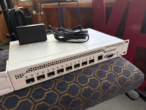 MikroTik CRS309-1G-8S+IN Switch, 8x SFP+ Ports, 1x Ethernet Port, /w Rack & PSU
