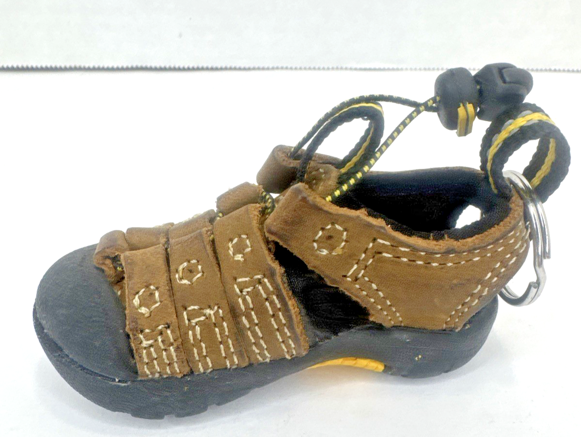Keen Mini Newport Portachiavi Sandalo Scarpa 3 3 4" Miniatura Marrone Giallo
