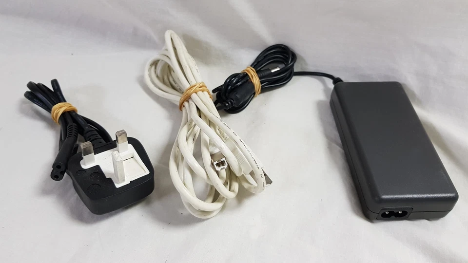 READ DESCRIPTION!! Canon Pixma IP90V Portable Inkjet Printer with Power & USB Ca - Image 2 of 4