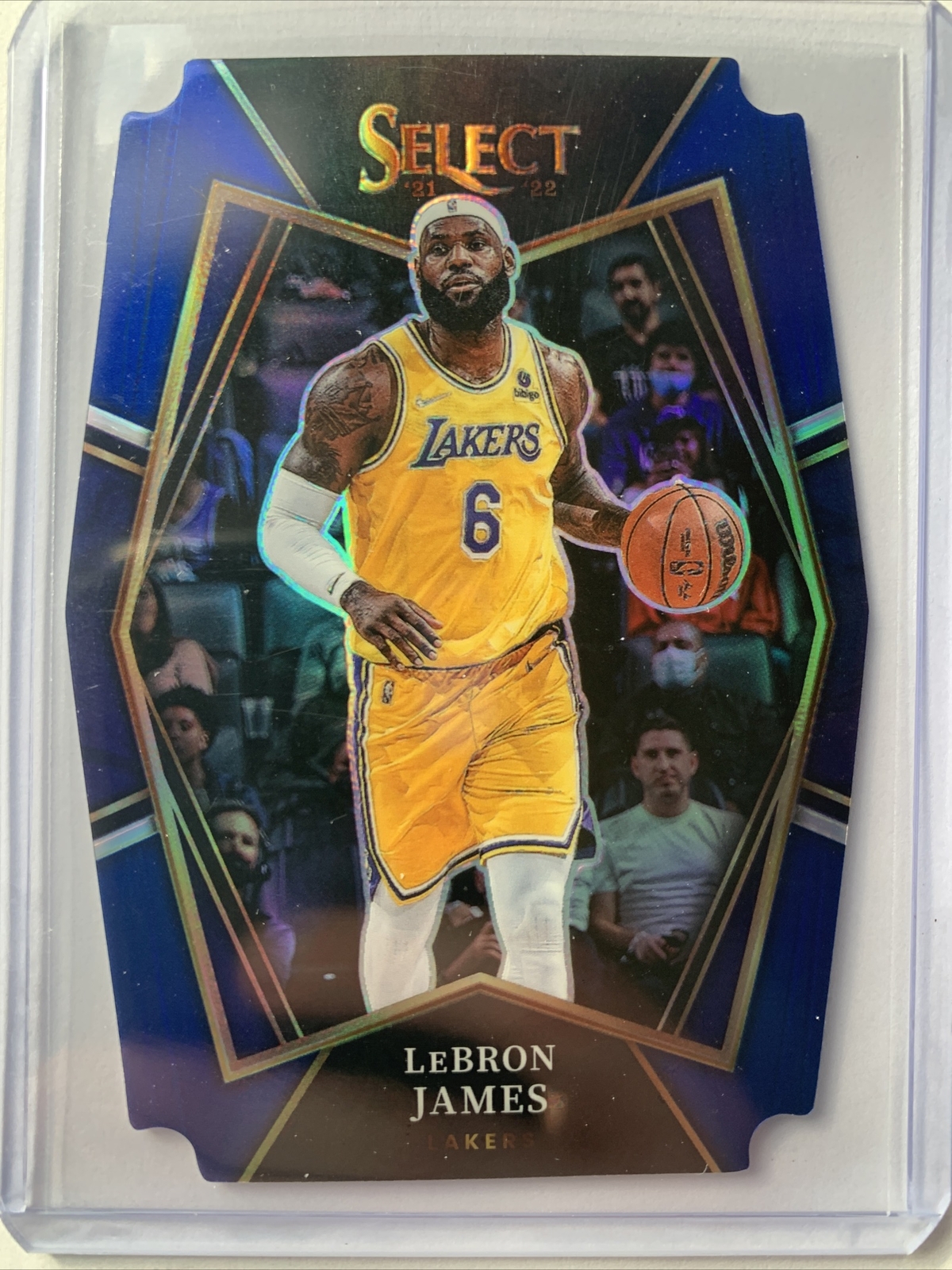 2021 Select Lebron James Premier Level Blue Prizm Die Cut /249