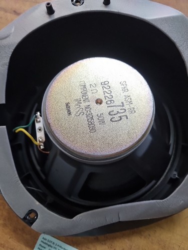 Holden VE V8 Commodore SS SV6 parcel shelf sub woofer speaker Right Side92190186 - Picture 6 of 11