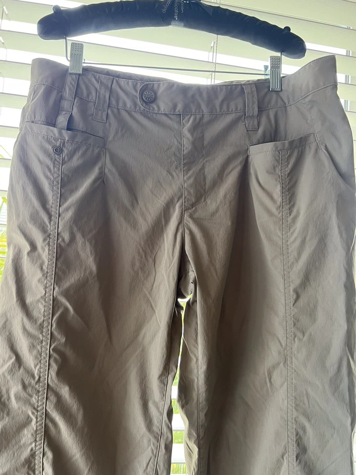 Pantalones Cortos Usados en Excelente Condición Royal Robbins Mujer Discovery Elásticos Oliva Caqui Talla 14 Foto 3 de 4