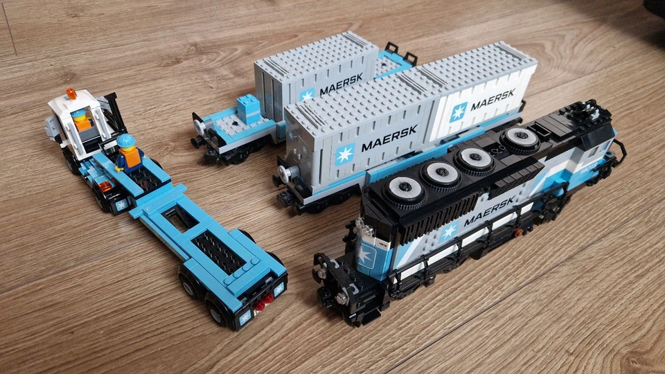 LEGO Creator 10219 Maersk Container Train, Foto 3 von 5