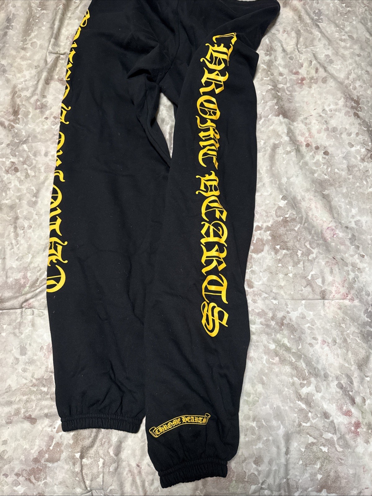 100% Authentic Chrome Hearts Yellow Script Sweatp… - image 7