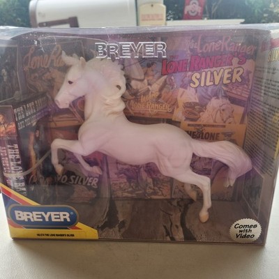 Breyer #574 The Lone Ranger's Horse Silver with bonus VHS NEW Sealed in Box