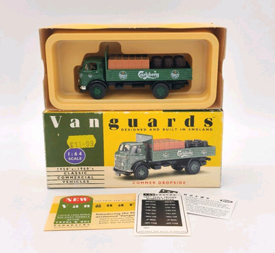 Lledo Vanguards Commer Dropside Carlsberg Livery VA16000, Maßstab 1:64 1950-1960er Jahre