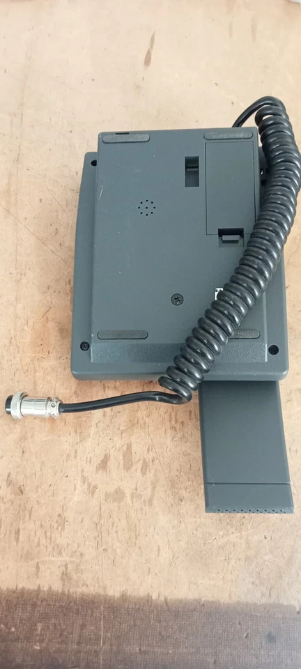 MICROFONO CB SADELTA PREAMPLIFICATO CON ECHO - Immagine 3 di 3