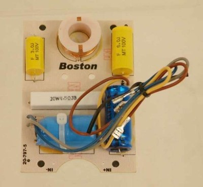Pair of 2 way Boston Acoustics Cross-Overs New