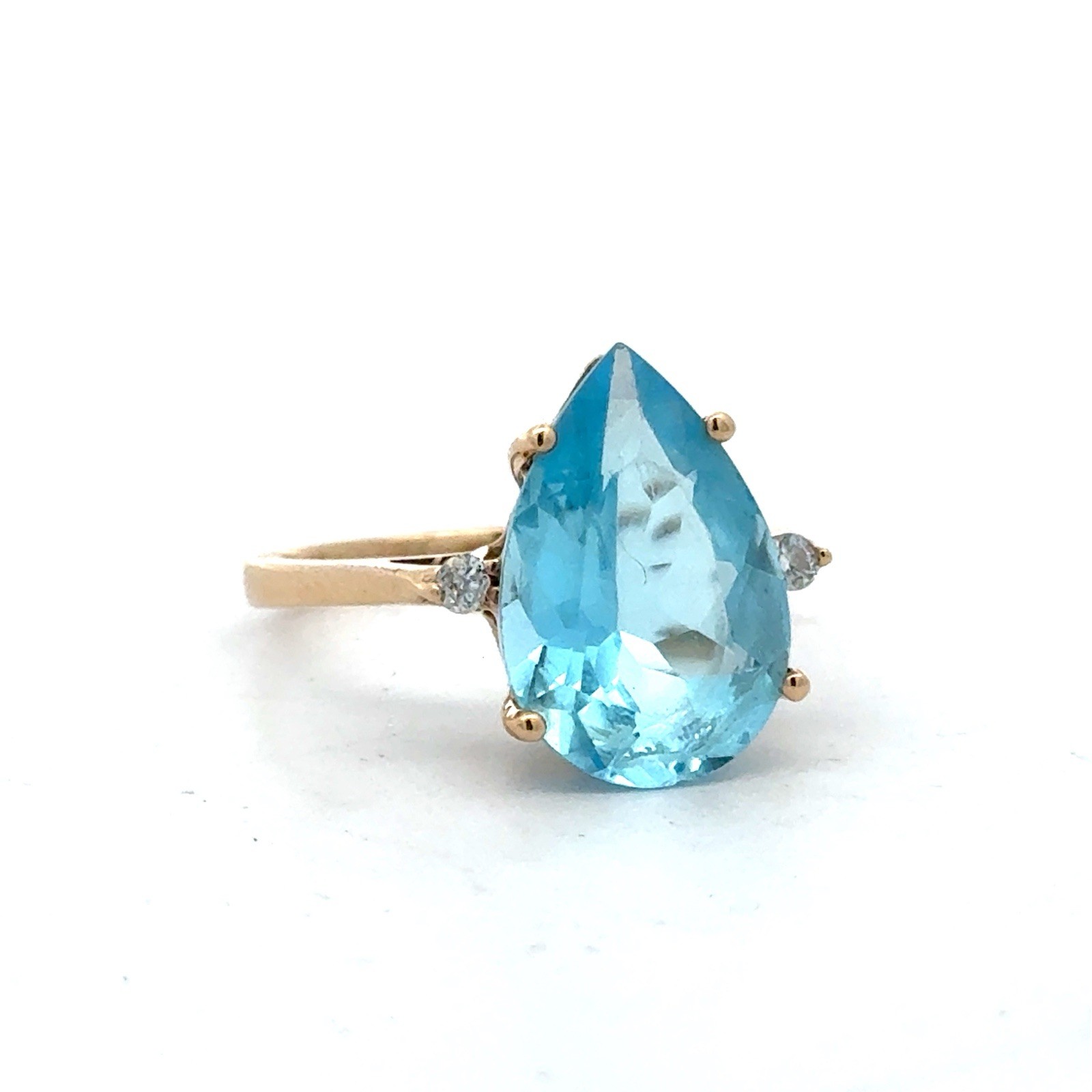 Estate 14k Yellow Gold Pear Shaped Light Blue Topaz Diamond Accent Cocktail Ring