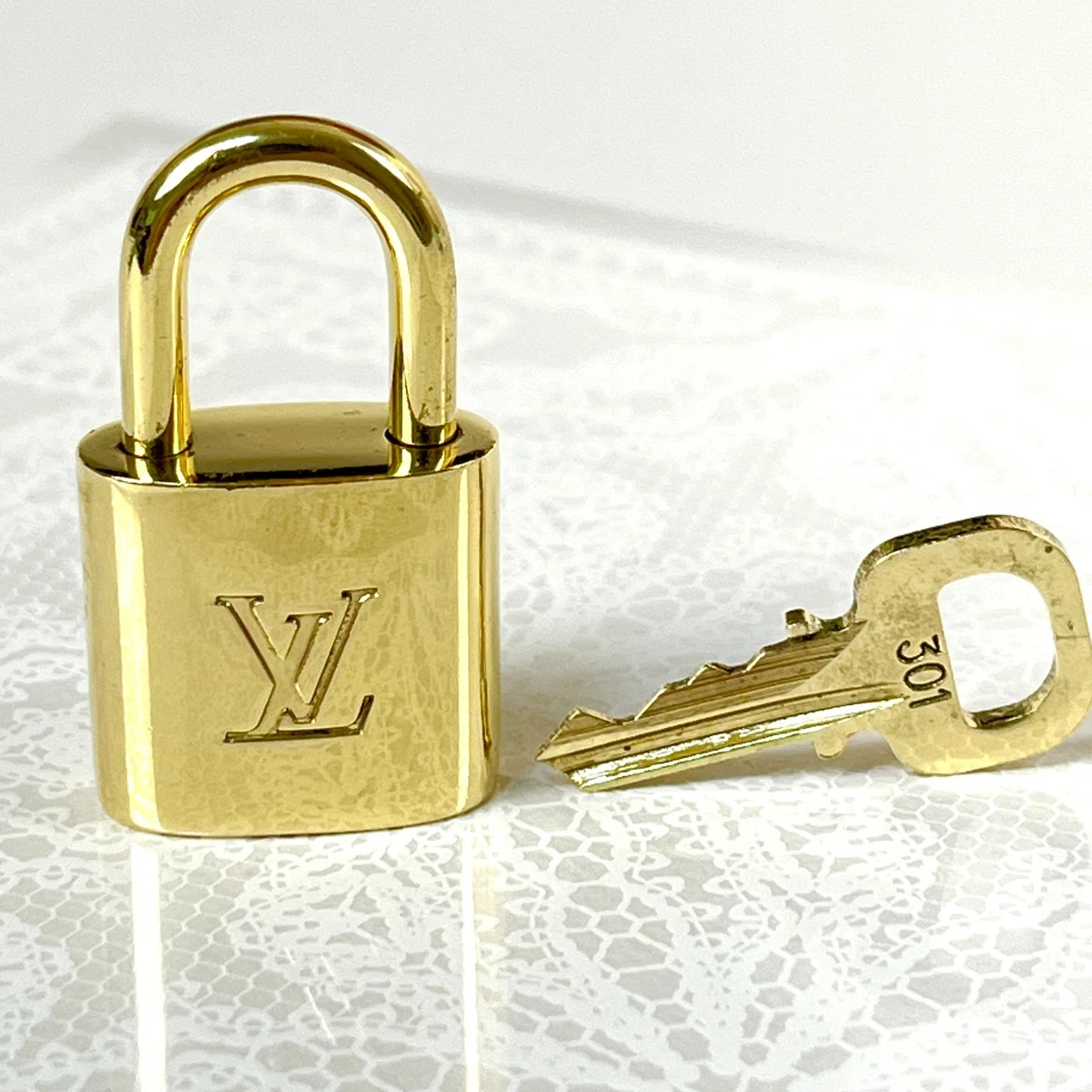 louis vuitton key products for sale | eBay louis vuitton key products for sale | eBay