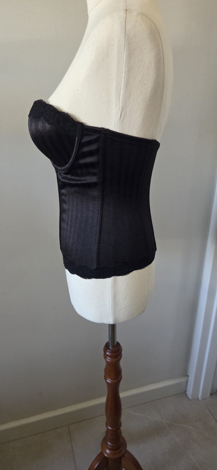 Strapless Lace Black Bustier Size 12B Goth|Dark Romance