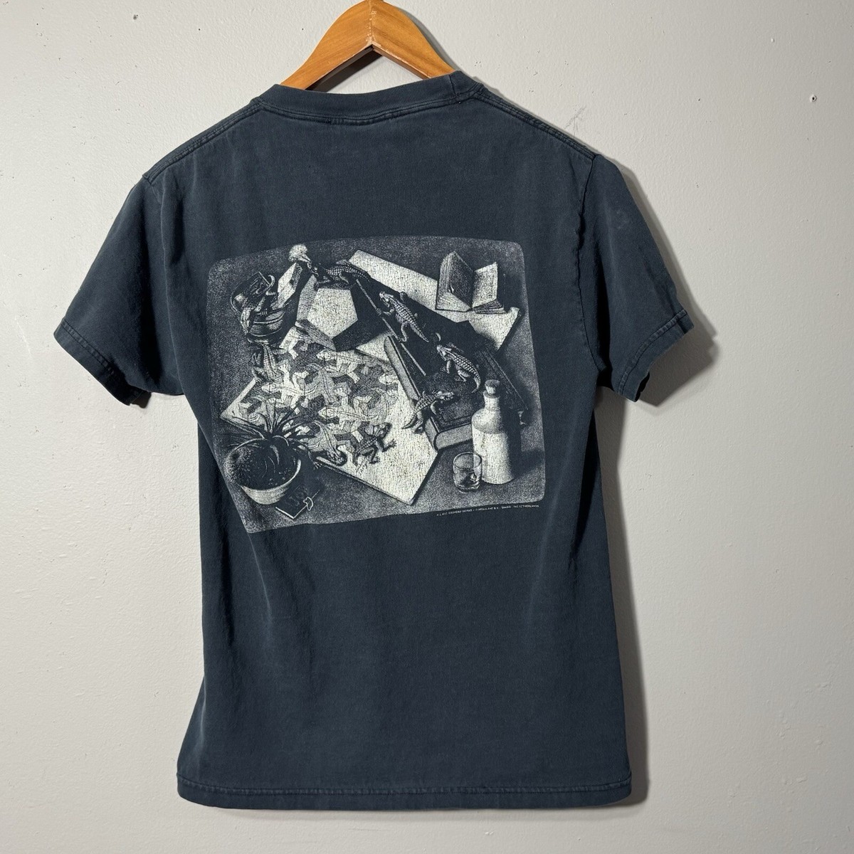 Vintage MC Escher Reptiles WS Westside Impressions MCE Art T-Shirt 