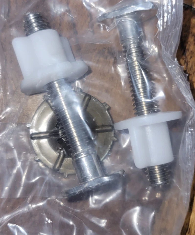 Anillo de cera Delta con herrajes de montaje - Pieza de reparación Delta Geniune Foto 3 de 4