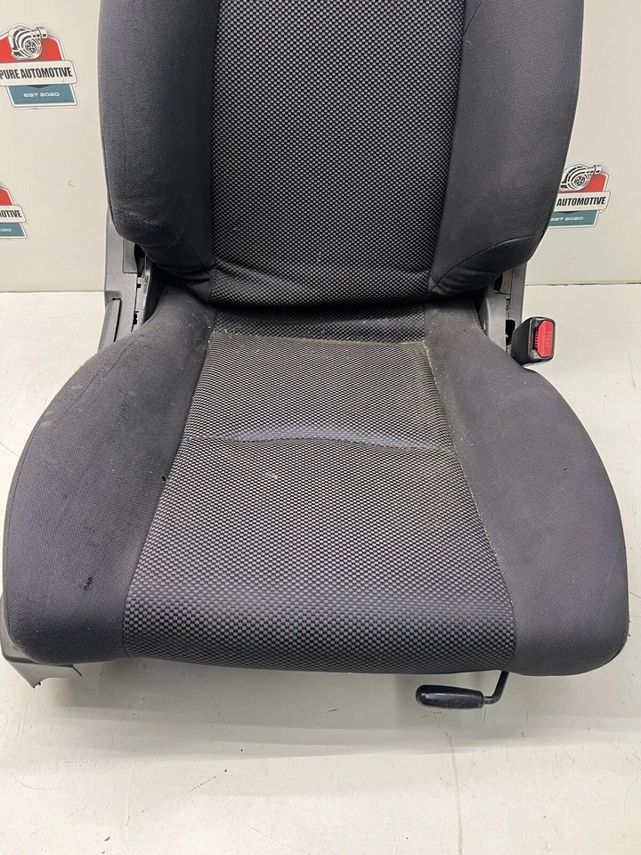Nissan 350Z 2003-2008 conjunto de asiento de tela lateral derecho del pasajero negro OEM Foto 2 de 4