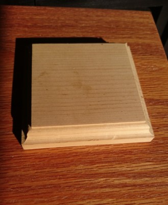 Unfinished pine wood Plaques Routed Edges 4 inch by 4 inch 