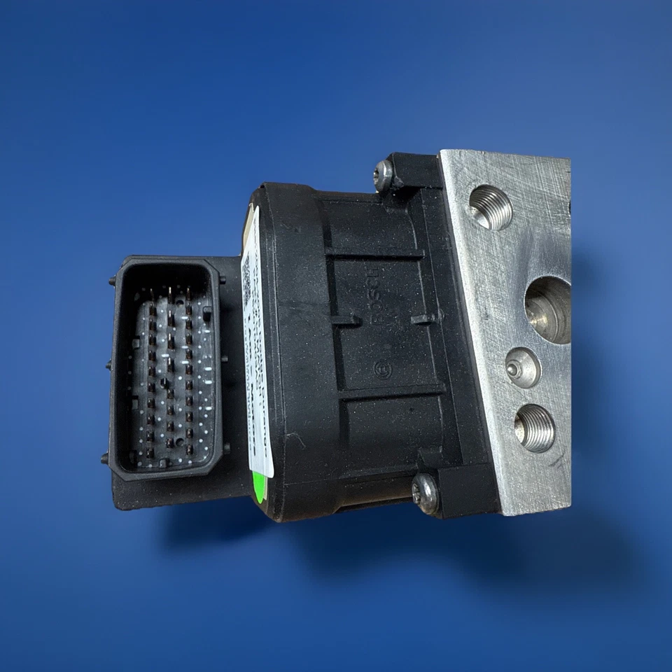 Módulo de bomba de freno ABS restaurado 2004-2005 Dodge Durango 4x2 | P52010403AC Foto 3 de 4