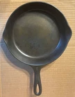 Cast Iron Skillet Wagner Ware Sidney -0-, #6, 9”, 1056N