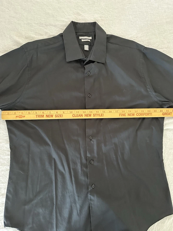 Van Heusen XL 17-17.5 34/35 Fitted Wrinkle Free Button Shirt Black Long Sleeve - Image 3 of 4