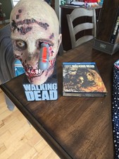 Amc The Walking Dead Season 2 Zombie Head Figure 11 - Screwdriver In Eye