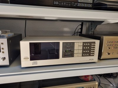 Rotel RCD-870