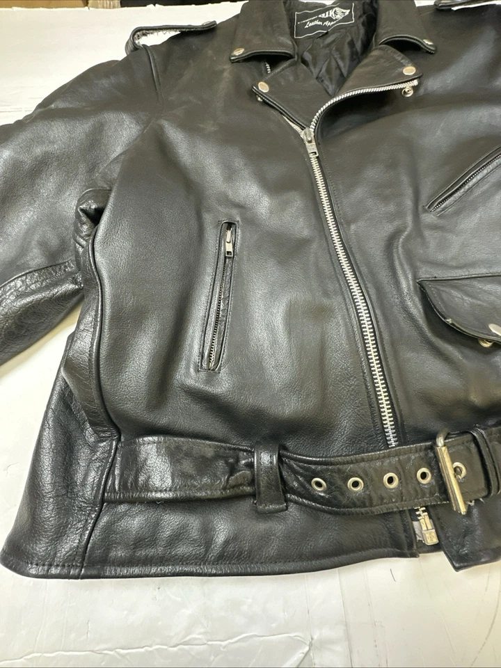 Chaqueta UNIK Cuero Genuino Brando Motociclista Punk Metal Grande Hombres Negra Talla 54/3X Foto 2 de 4
