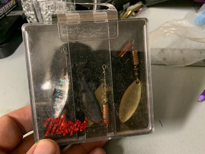 Mepps Lot of 3 Agila Long 2 Spinners in a box