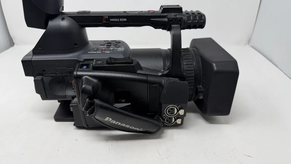 Videocámara Panasonic AG-HVX200 DVC PRO HD P2 con 765 horas (leer) Foto 4 de 4