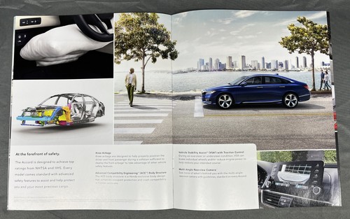 2018 HONDA Accord Original Dealers Car Sales Brochure Catalog NEW - Picture 6 of 7