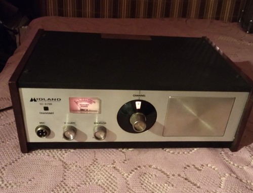 VINTAGE MIDLAND 13-879B TRANSCEIVER CB