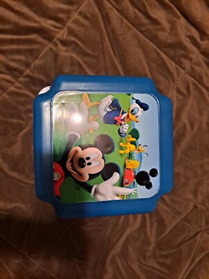 Disney Kiddie Stool. Maximum weight Limit 55 lb (25 kg) Non Skid pads Easy to cl