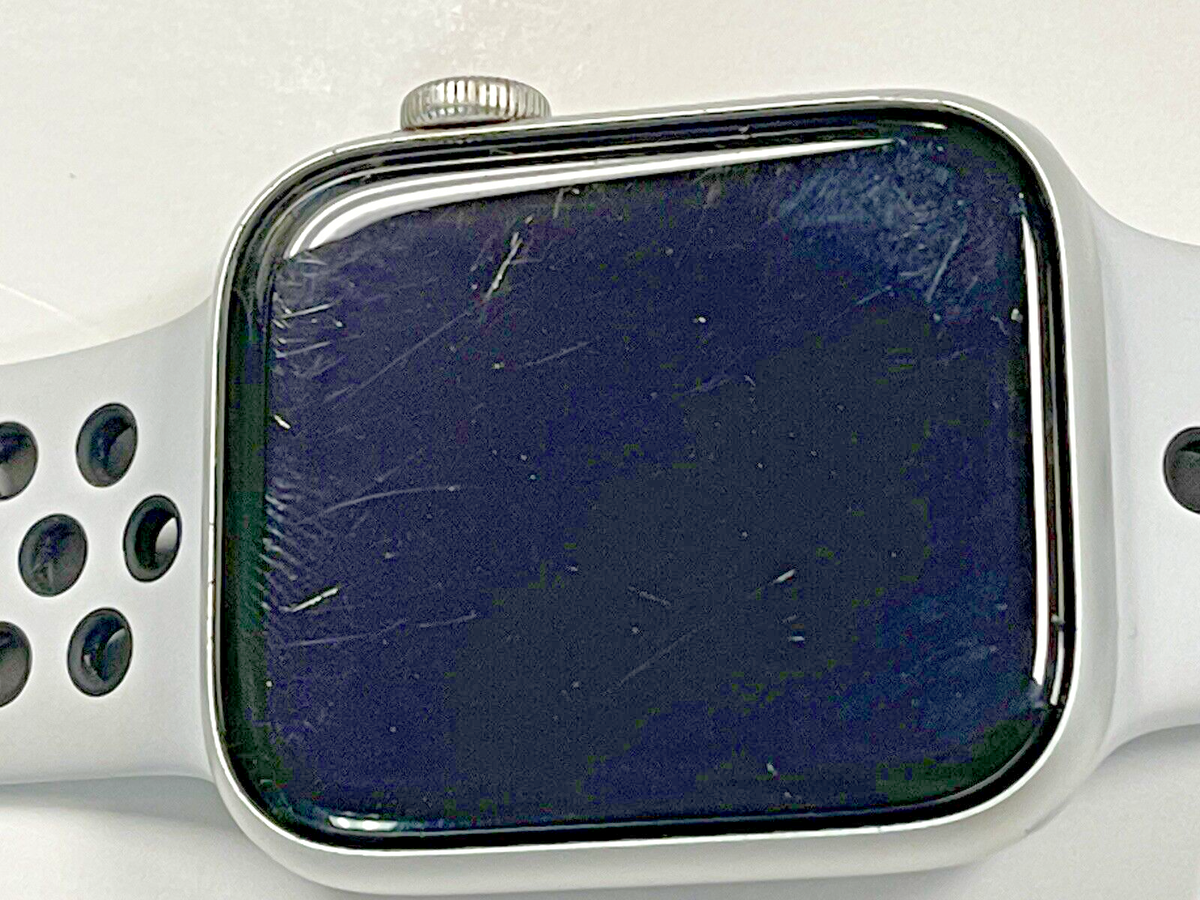 Apple Watch SE Nike A2352 44mm GPS .WR-50 Meters | eBay