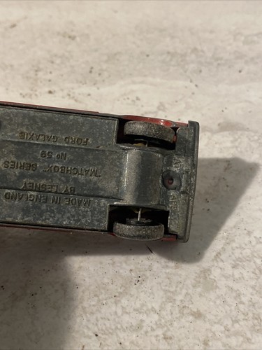 Vintage Matchbox Superfast No. 59 Ford Galaxie Fire Chief Car - Picture 7 of 14