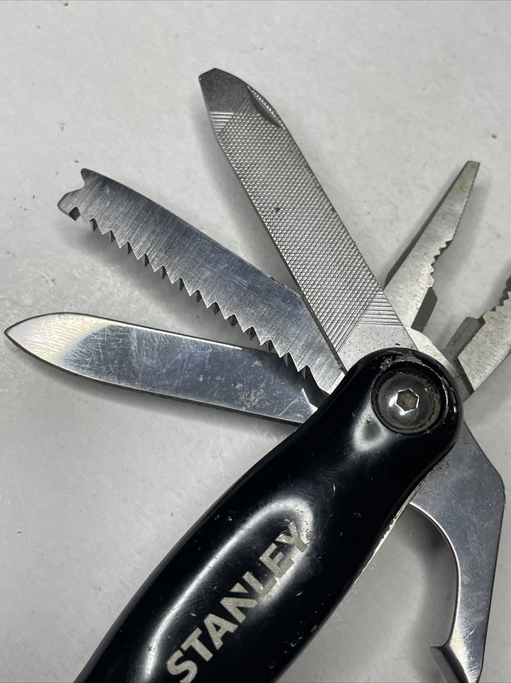 Stanley Multi Tool 7 in 1 Combination Pliers /Black - Image 4 of 4