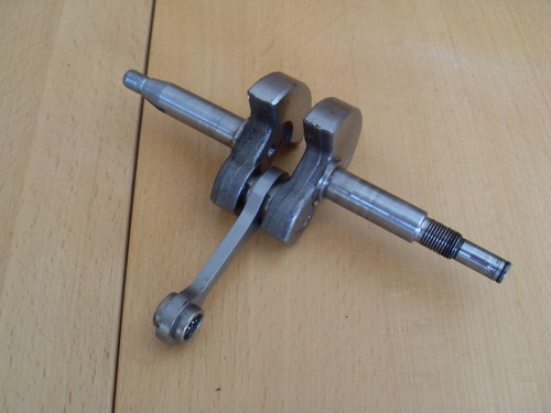 Kurbelwelle Dolmar PS 2, 3, 34, 36, 41, 45 (036120310)